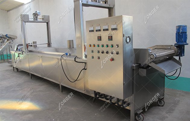 continuous corn chips frying machine